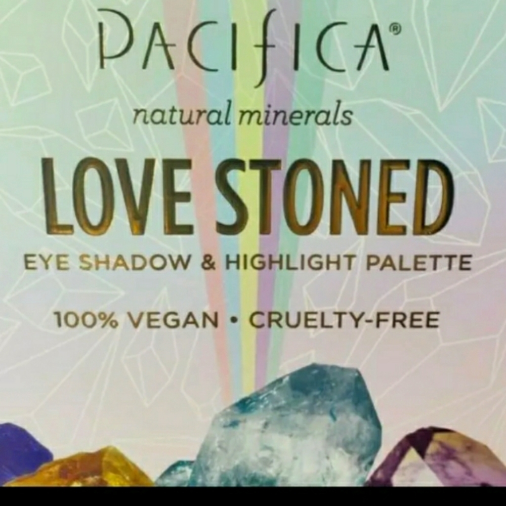 PACIFICA L💖VED STONE EYE SHADOW & HIGHLIGHT 🎨